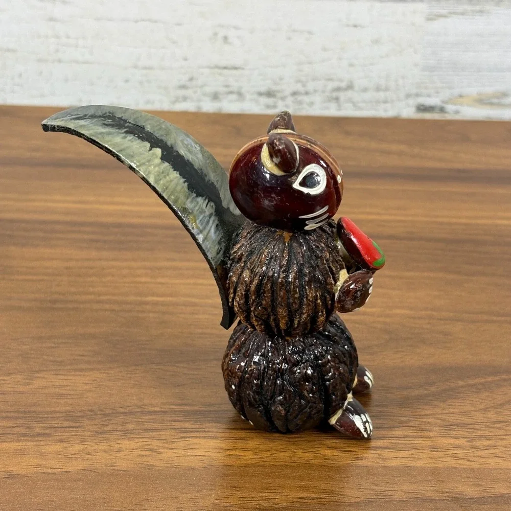 Vintage Squirrel Hand Carved Hand Painted Wood Squirrels with Nuts 4'‎ lot of 3